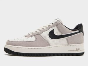 AF 1 '07 LV8 SC